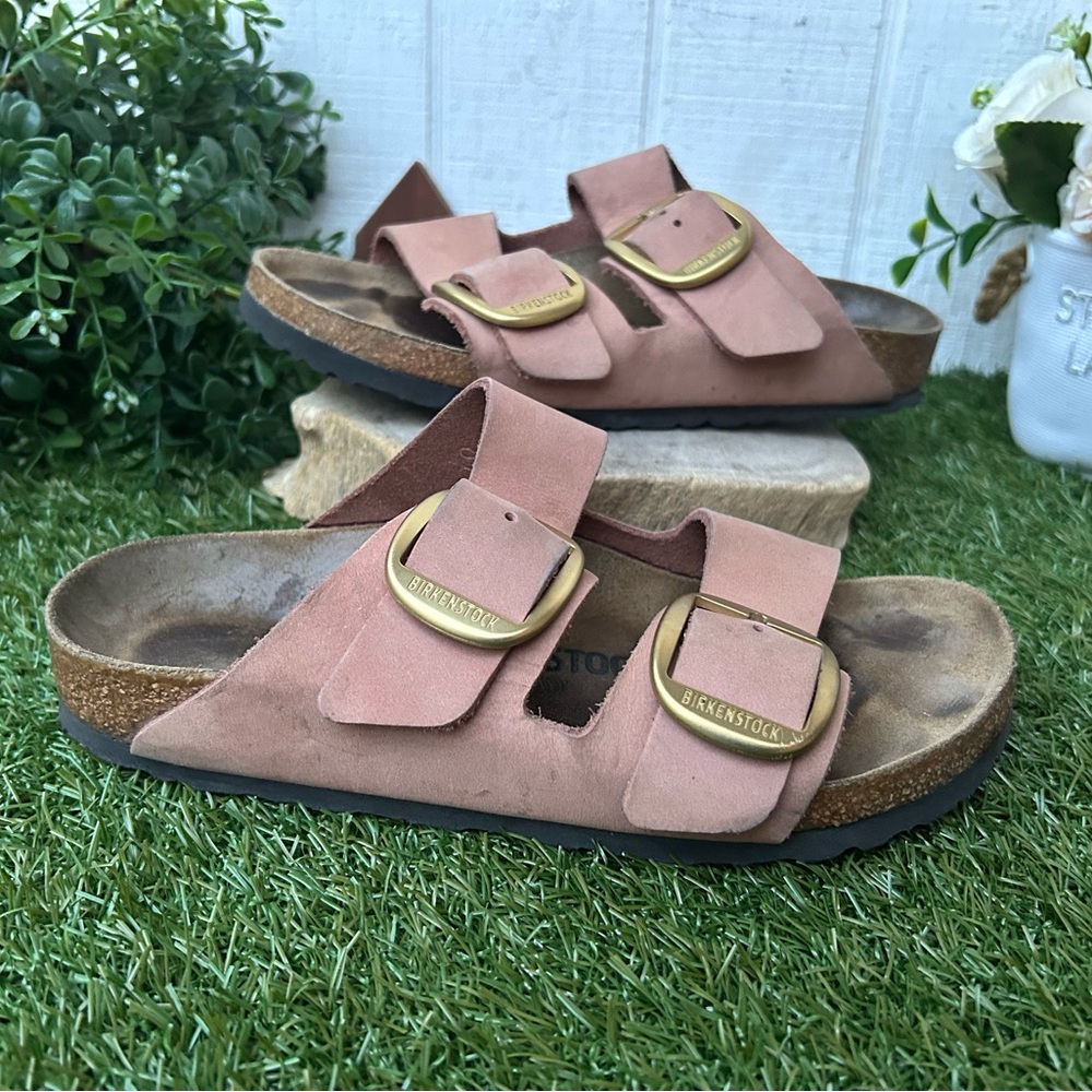 Birkenstock
Arizona Big Buckle-Nubuck Leather
$170 37 US 6-6.5
Old Rose Nubuck - Picture 6 of 16